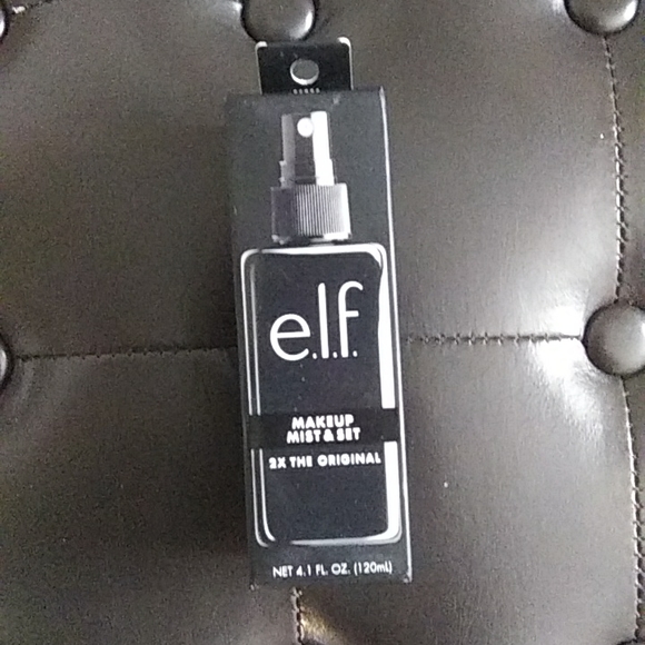 *NWT* e.l.f cosmetics Makeup Mist & Set (4.1. oz.) - Picture 1 of 6